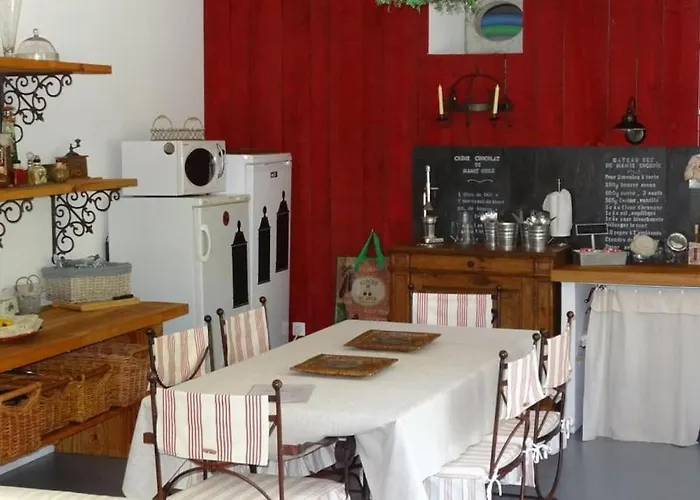 De La Andre Дом отдыха Coulonges-sur-l'Autize